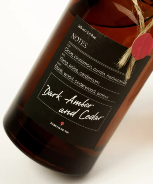Аромадиффузор DARK AMBER & CEDAR